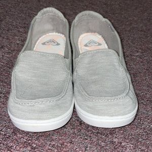 Flats with memory foam